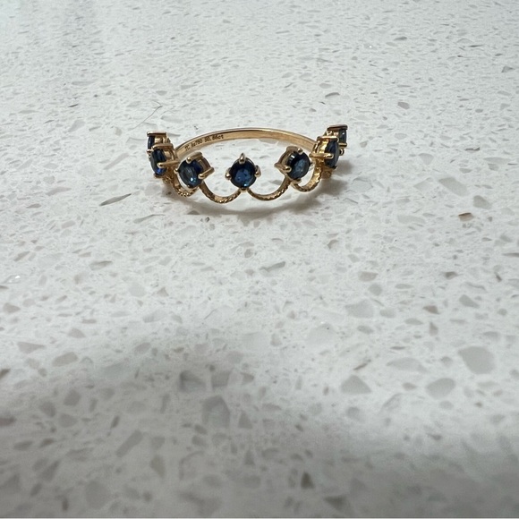 Royal blue sapphire 18k gold ring - Picture 15 of 16